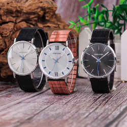 Elegant wooden quartz watch - unisexWatches