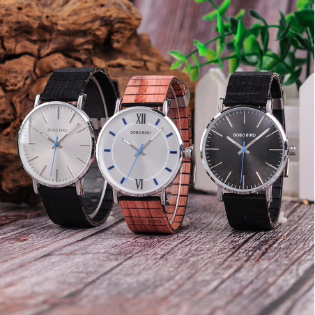 Elegant wooden quartz watch - unisexWatches