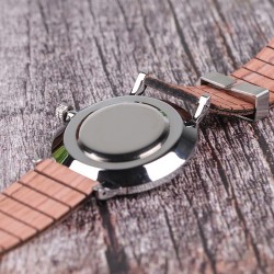 Elegant wooden quartz watch - unisexWatches